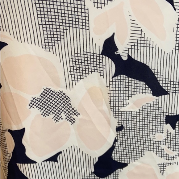 Club Monaco Pink and Black Floral Silk Blend Dress - Picture 2 of 4